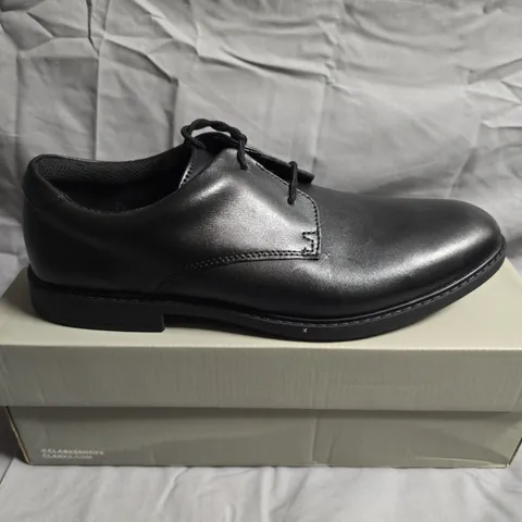 BOXED PAIR OF CLARKS KIDS SCALA LOPP LEATHER SHOES - UK SIZE 8.5