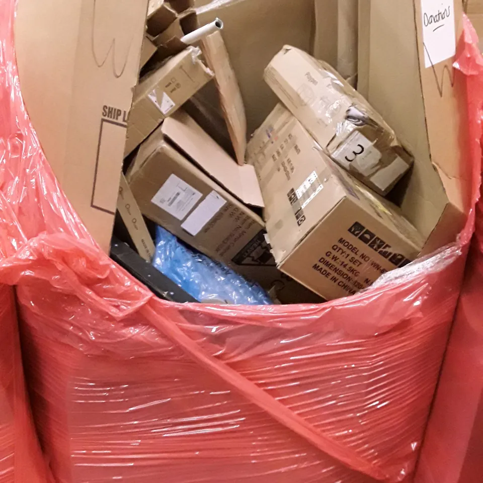 PALLET OF ASSORTED HOUSEHOLD ITEMS TO INCLUDE MULTI TRADING BENCH, BABY CRADLE AND FLEX SLEEPER