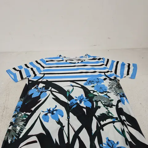 PURE & NATURAL LADIES PRINTED TOP – BLUE STRIPE WITH FLORAL DESIGN SIZE 14/16
