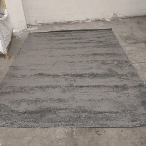 QUALITY DESIGNER AREA RUG - APPROXIMATELY 330 x 235cm