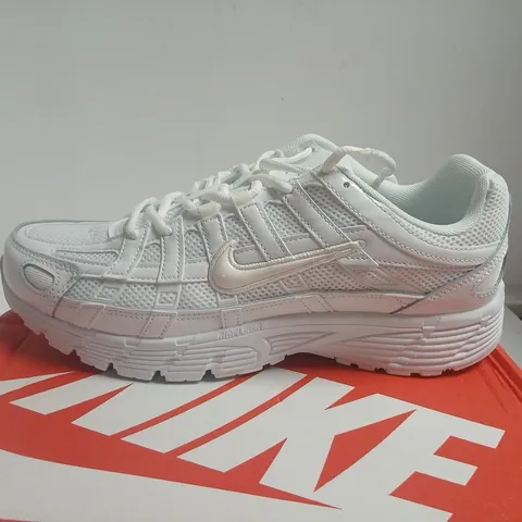 NIKE NIKE P-6000 WHITE TRAINERS – UK 10 (US 11) ON BOXED