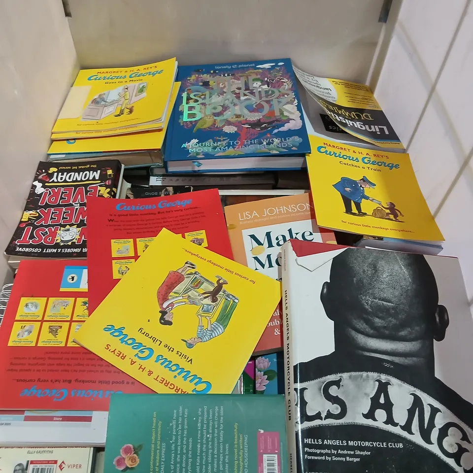 LARGE QUANTITY OF ASSORTED FICTION AND NON FICTION BOOKS