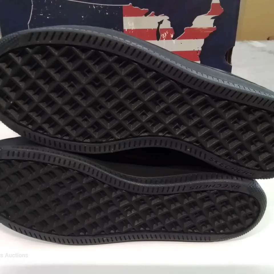 BOXED  PAIR OF SKECHERS BLACK LEATHER TRAINERS - UK 6