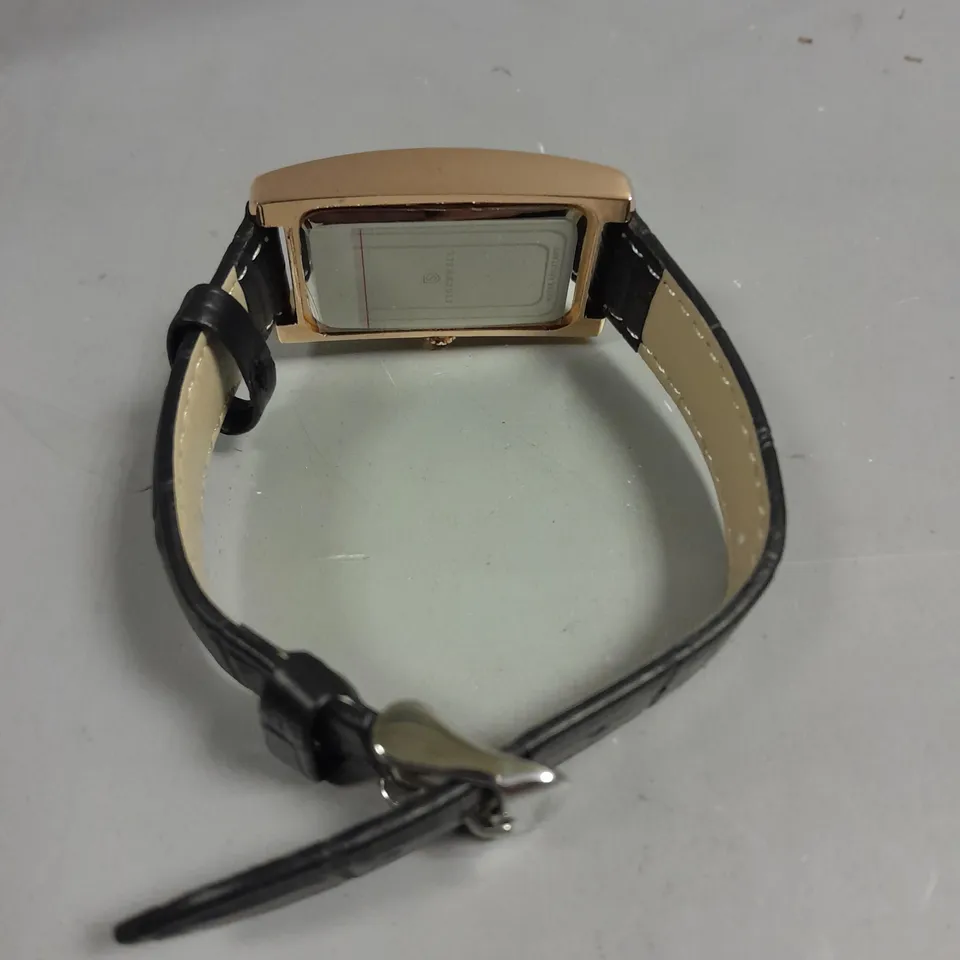 MENS LA BANUS WATCH – GOLD COLOUR CASE – LEATHER STRAP