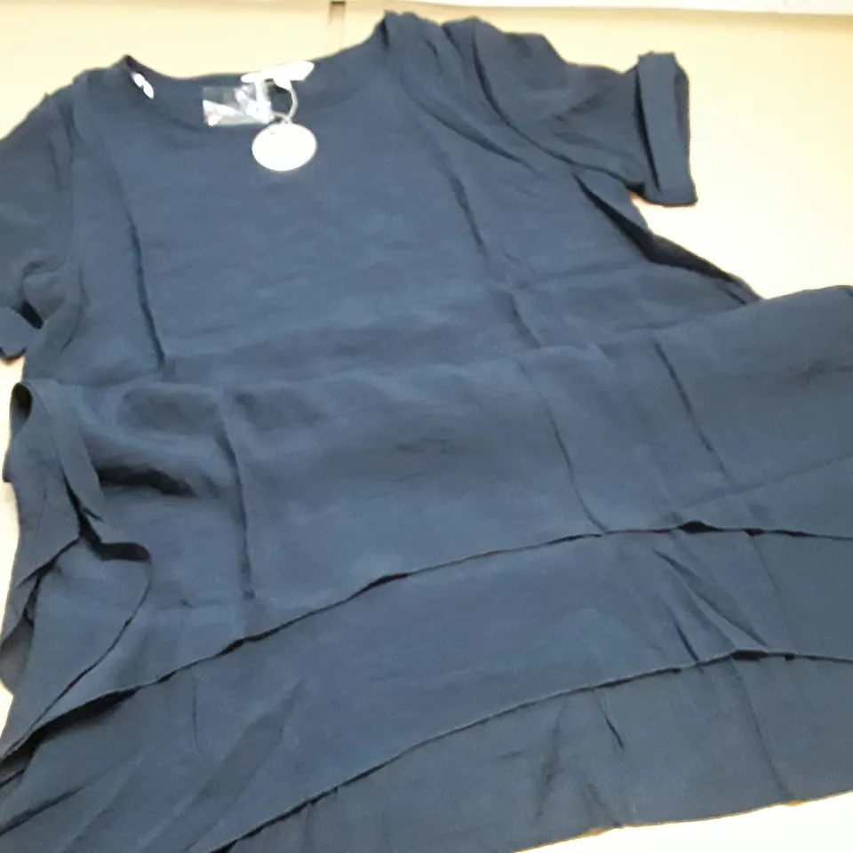 APRICOT TURN UP TEE SLUG SHIMMER TUNIC IN NAVY - XL
