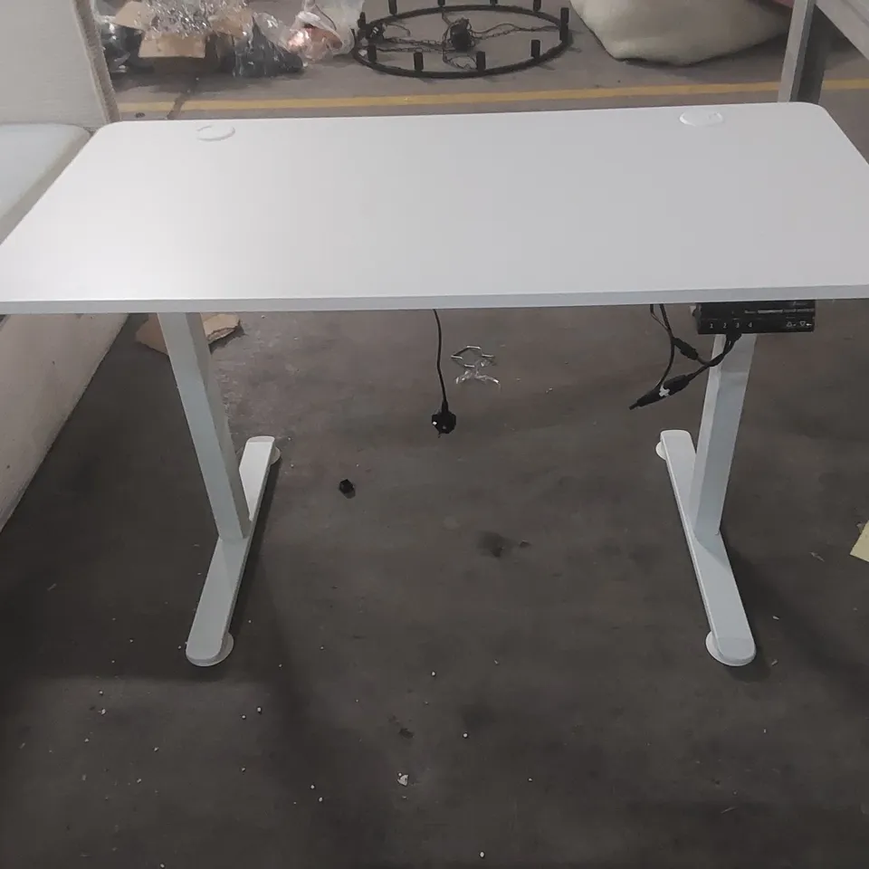 DESIGNER WOODEN ELECTRIC ADJUSTABLE DESK