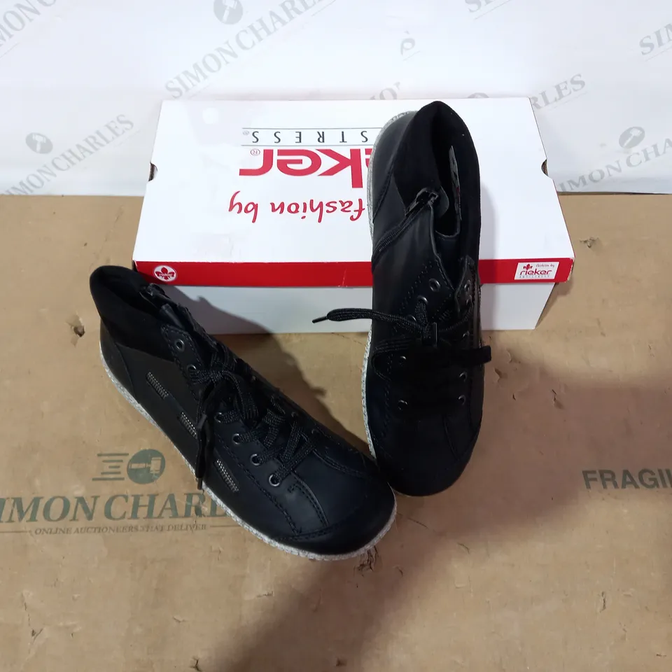 BOXED PAIR OF RIEKER BLACK SHOES - SIZE 42