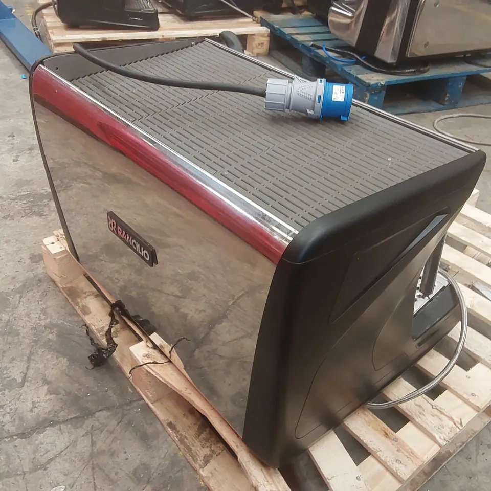 RANCILIO CLASSE 7 2 GROUP COMMERCIAL COFFEE MACHINE WITH ISTEAM