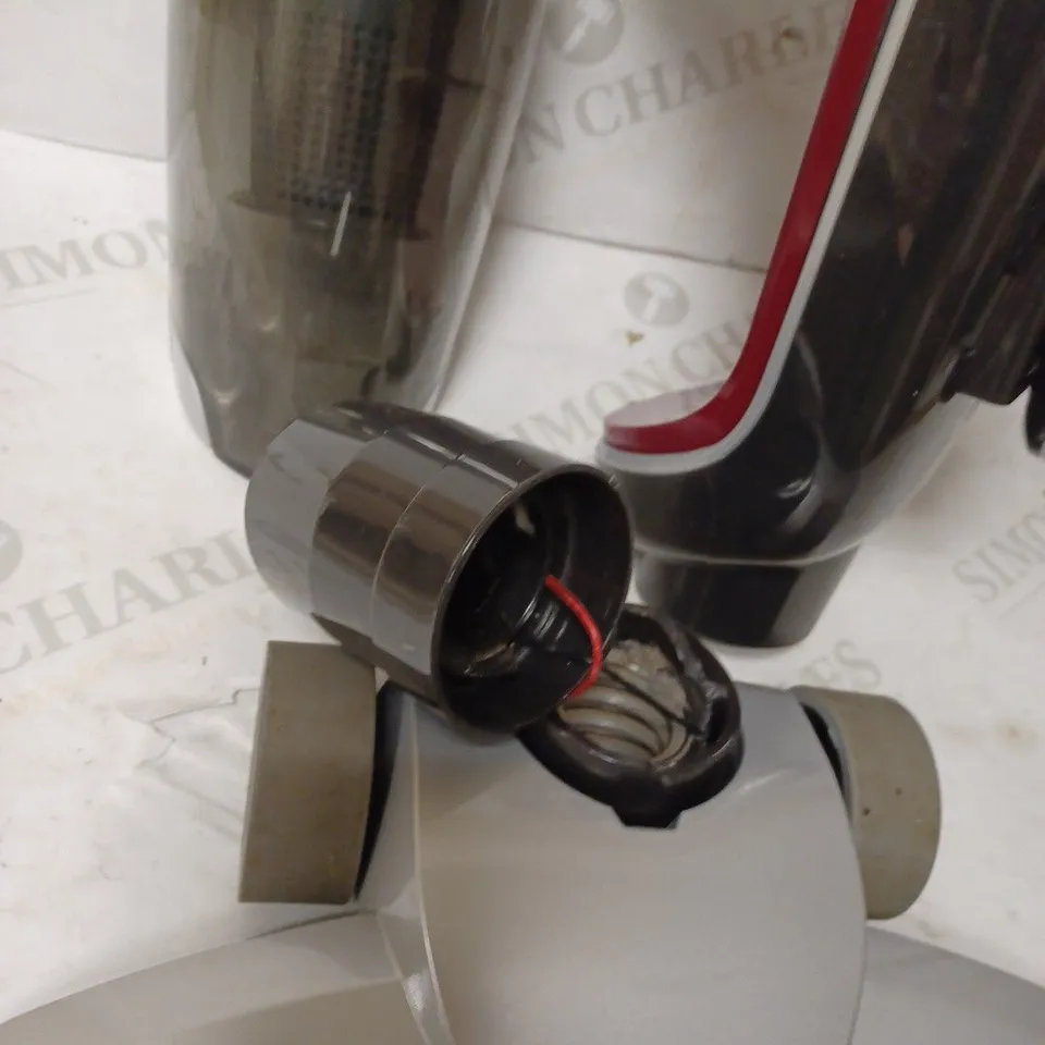 MORPHY RICHARDS CORDLESS SUPERVAC 