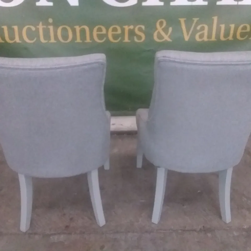 SET OF 2 DESIGNER DUKE LIGHT GREY FABRIC BUTTON BACK DINING CHAIR (GREY LEG)