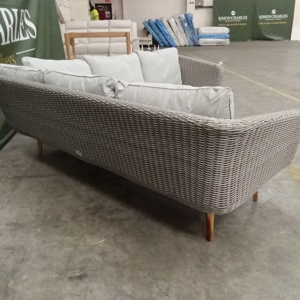 GEORGIA OUTDOOR PATIO CORNER SOFA & COFFEE TABLE/FOOTSTOOL RRP £995
