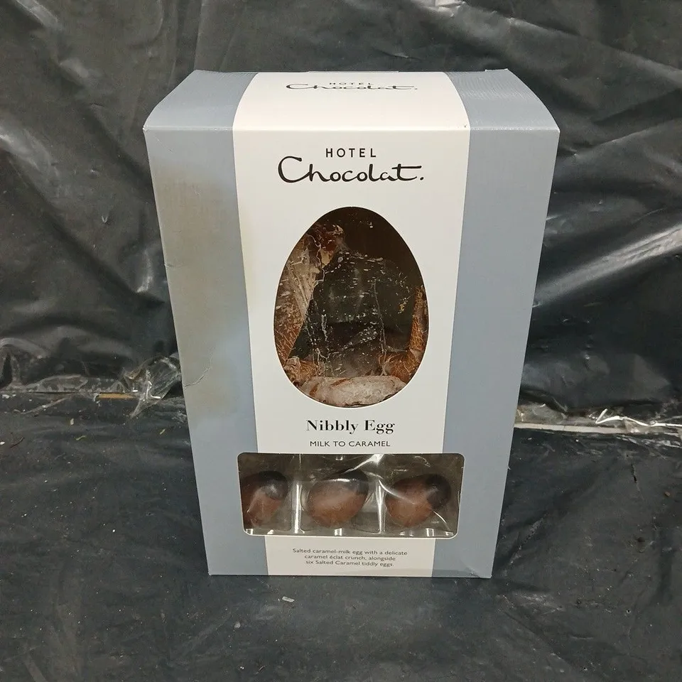 HOTEL CHOCOLAT NIBBLY EGG MILK TO CARAMEL 