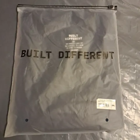 SEALED BUILT DIFFERENT CREW T-SHIRT IN NAVY BLUE - 2XL