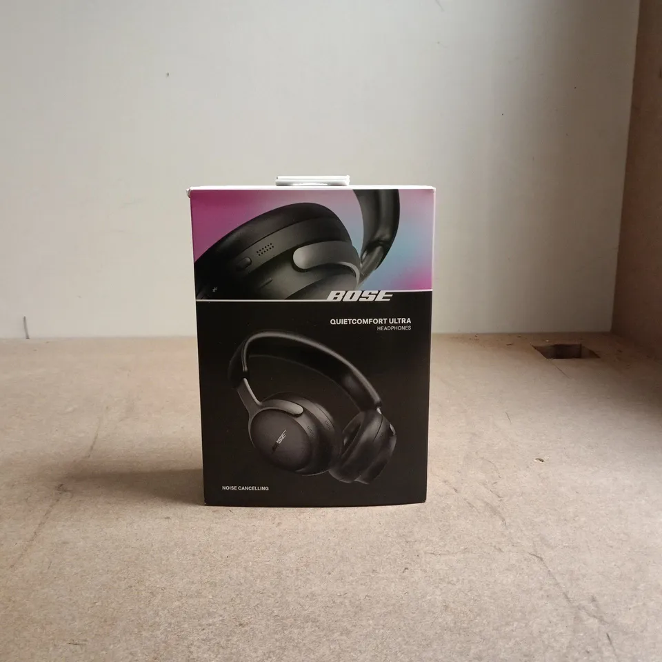 BOSE QUIETCOMFORT ULTRA HEADPHONES NOISE CANCELLING BOXED SEALED