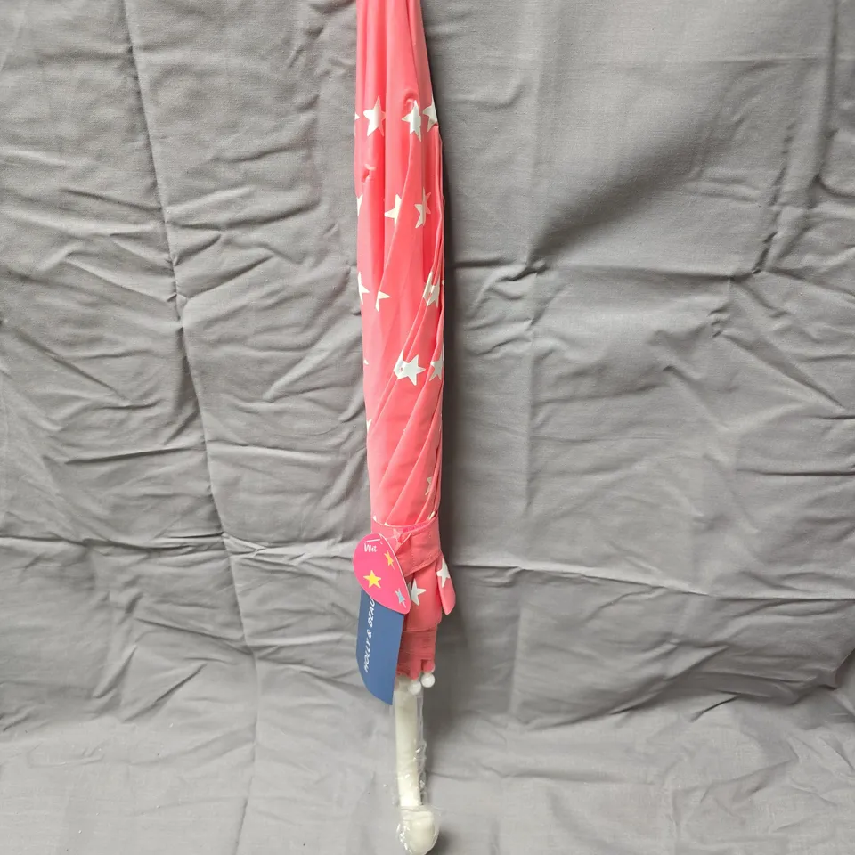  APPROXIMATELY FIVE PCS HOLLY & BEAU PINK STAR UMBRELLA