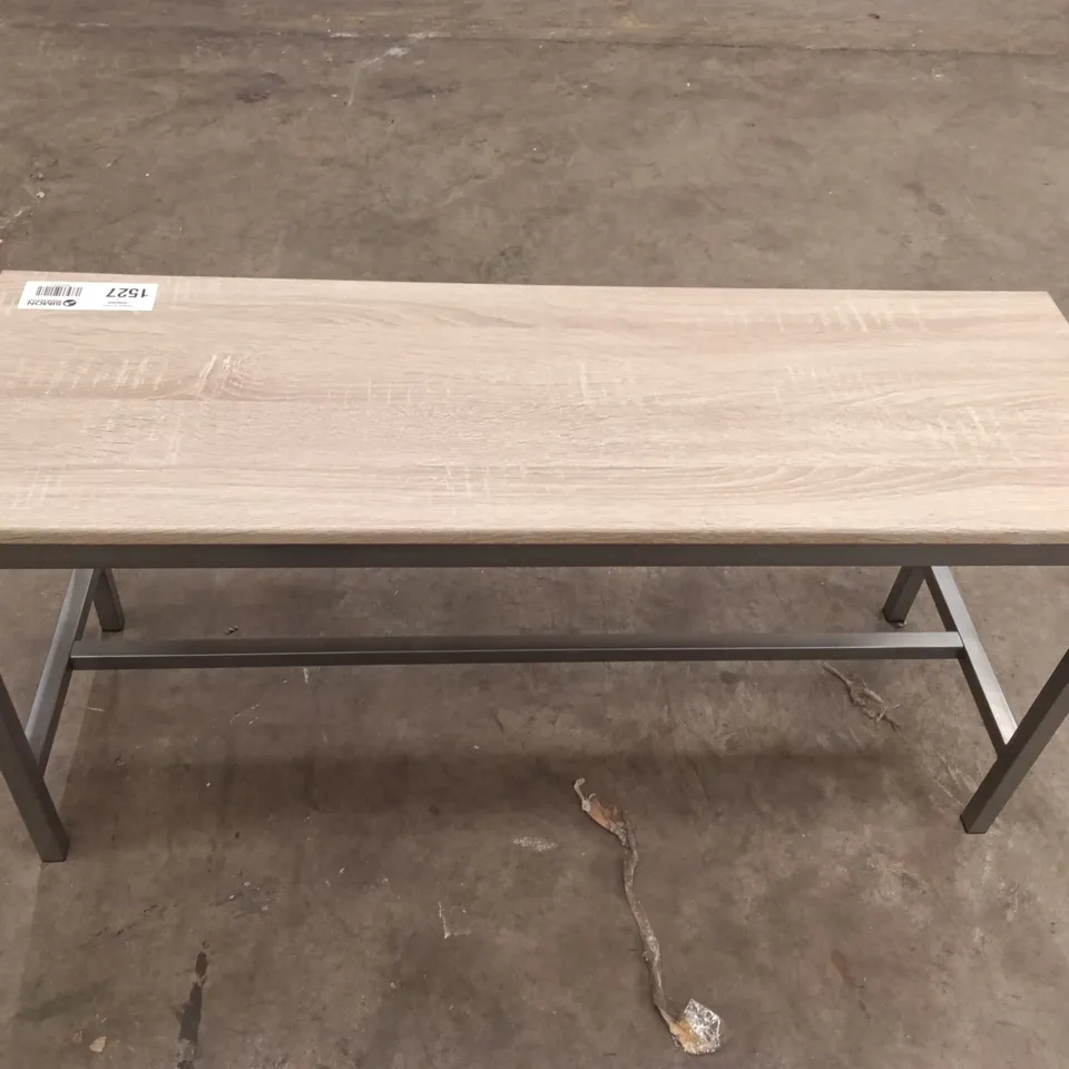 DESIGNER WOODEN TV STAND