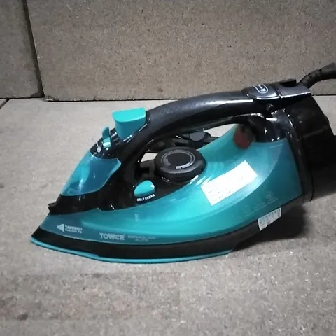 BOXED TOWER CORD/CORDLESS STEAM IRON 
