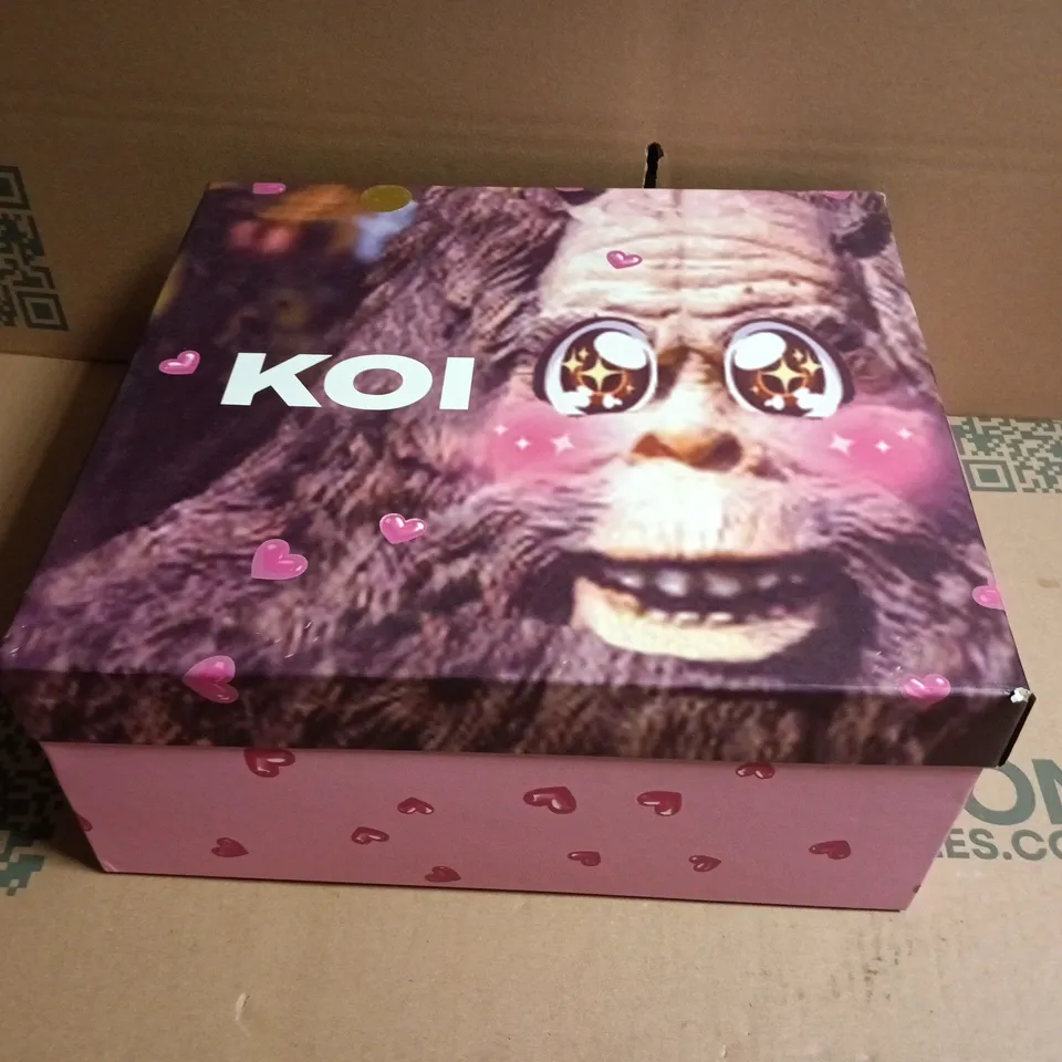 BOXED KOI MY BLUE MELODY VILUN PLATFORM BOOTS – UK SIZE 6