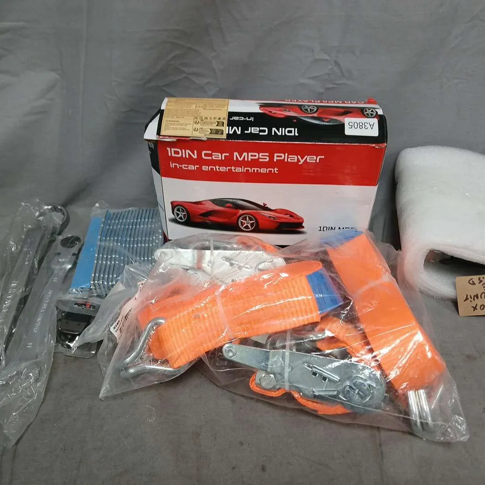 APPROXIMATELY 6 ASSORTED VEHICLE PARTS & ACCESORIES TO INCLUDE CAR MP5 PLAYER, GEAR BOX CONTR MODULE, RATCHET STRAP, ETC