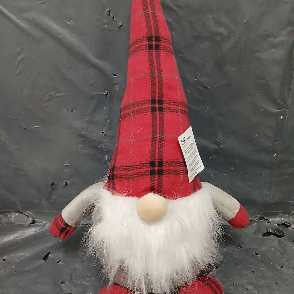 STRAITS GONK DOORSTOP TARTAN HAT DESIGN 