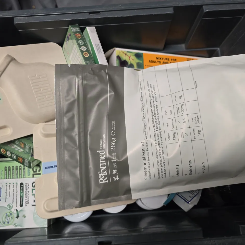 APPROXIMATELY 15 ASSORTED VITAMIN/HEALTH AID PRODUCTS TO INCLUDE REFORMED CEREMONIAL MATCHA, HEIGHTS VITALS, COLLAGEN ULTRA, ETC - COLLECTION ONLY
