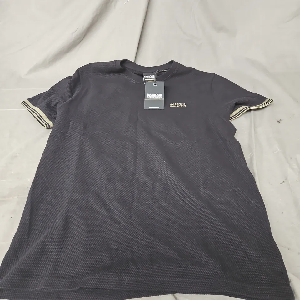 BARBOUR INTERNATIONAL SPENCER TIPPED TSHIRT IN BLACK SIZE M