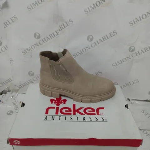 BOXED RIEKER CHUNKY ANKLE BOOTS, OFF WHITE - SIZE 6