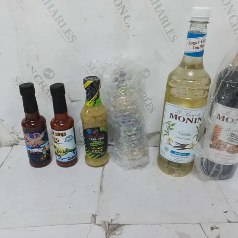 ASSORTED FOOD TOTE TO INCLUDE COFFEE FLAVOUR, HOT SAUCE, AND NANDOS SAUCE ETC.