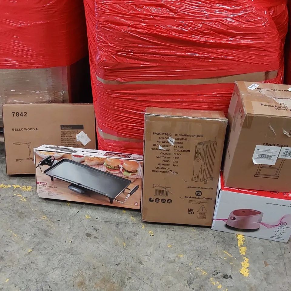 PALLET OF ASSORTED ITEMS INCLUDING: RADIATOR, GARMENTS STEAMER, NON-STICK TABLE GRILL, LAPTOP TABLE, FRUIT PRESS