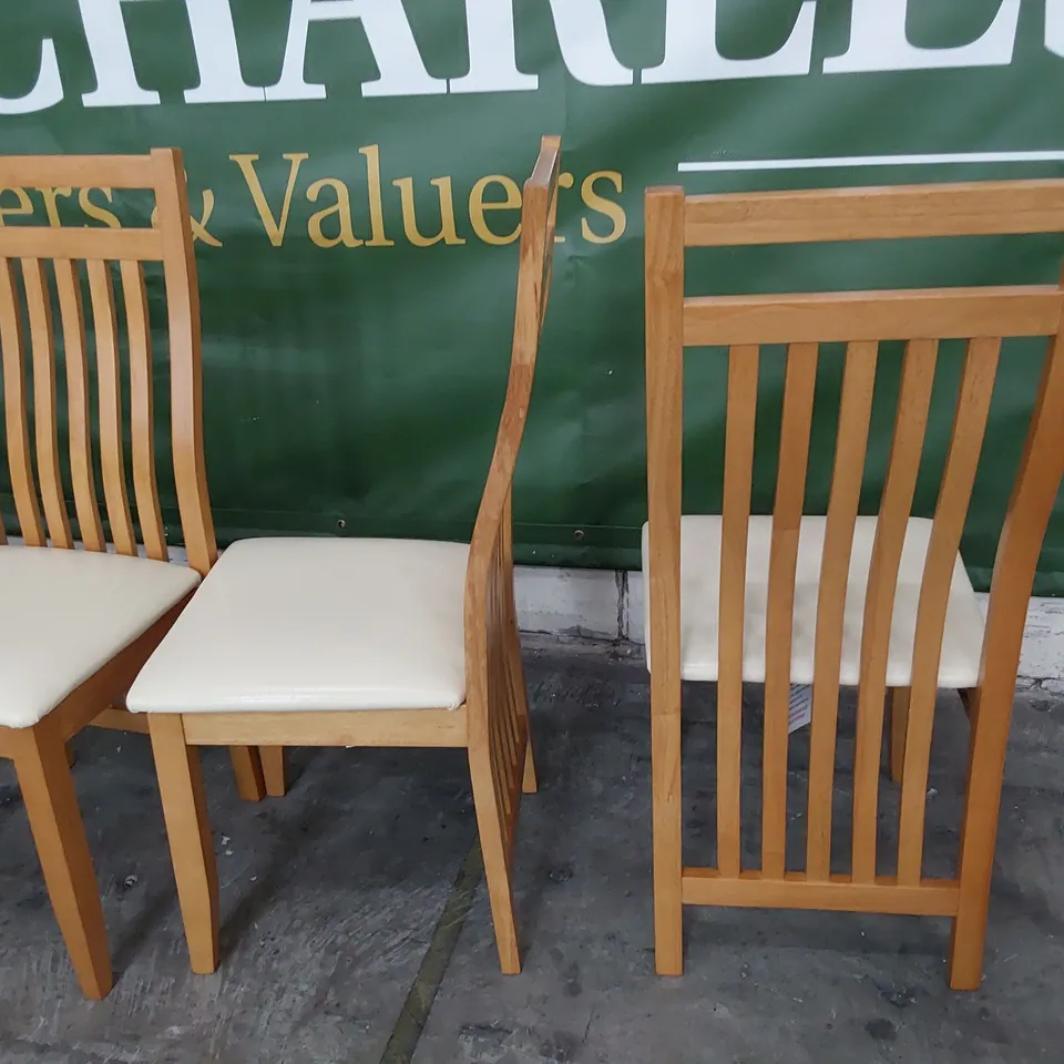 SET OF FOUR NATURAL WOOD SLAT BACK DINING CHAIRS WITH UPHOLSTERED SEATS CREAM PU 
