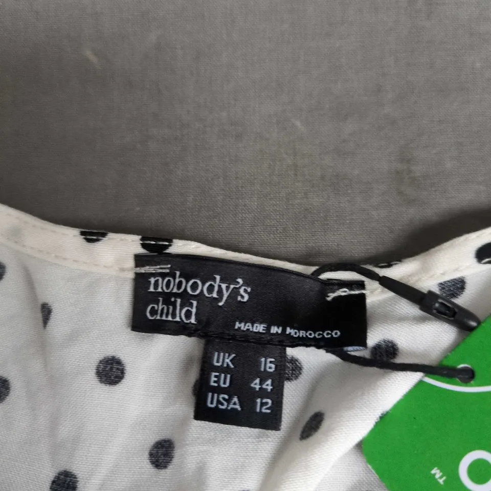 NOBODY'S CHILD LOUBELLE TOP IN WHITE SIZE UK 16