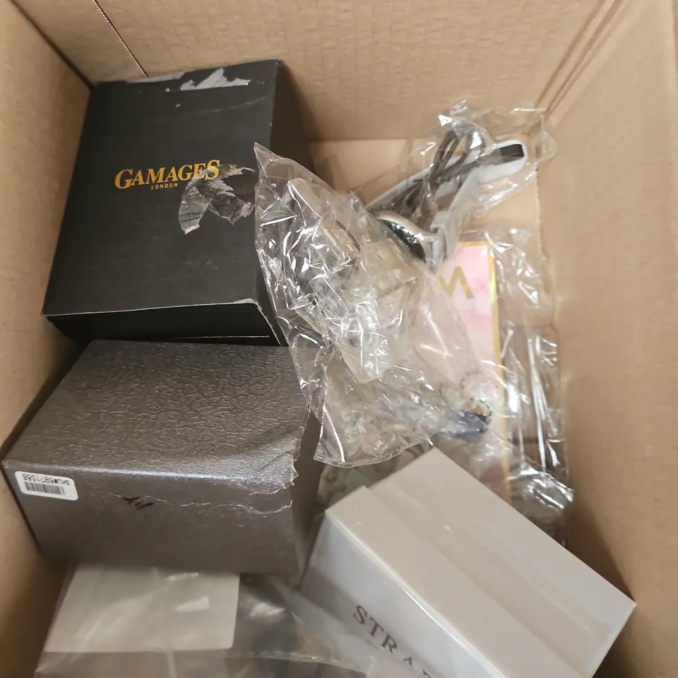 APPROXIMATELY 15 ASSORTED WATCHES IN VARIOUS BRANDS & STYLES 