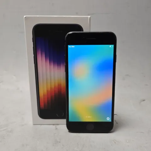APPLE IPHONE 8, (MODEL A1905)