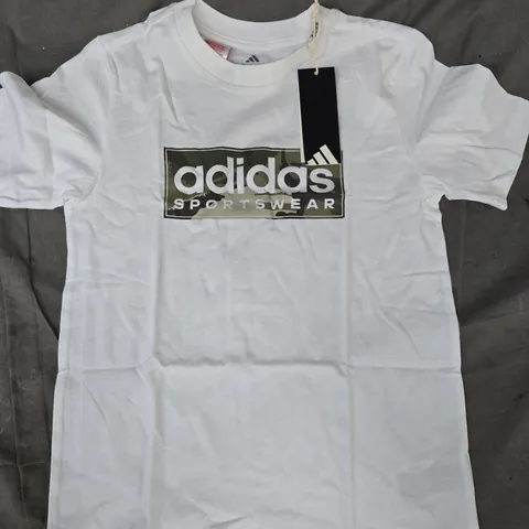 ADIDAS KID'S T-SHIRT IN WHITE/CAMO SIZE 11-12YEARS