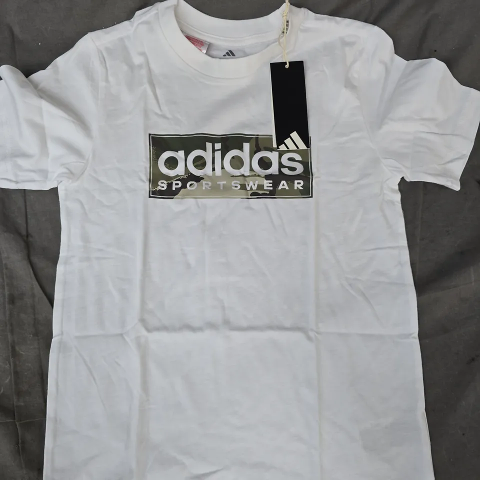 ADIDAS KID'S T-SHIRT IN WHITE/CAMO SIZE 11-12YEARS