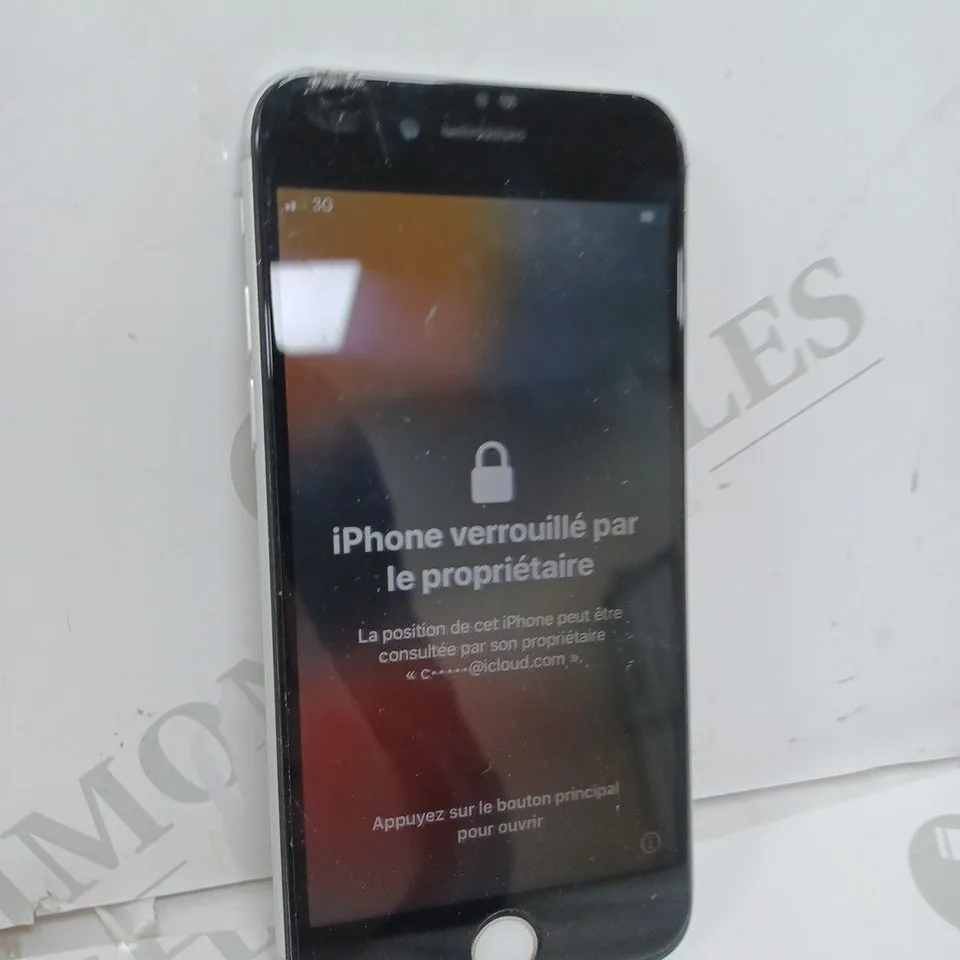 APPLE IPHONE 6 IN SILVER 