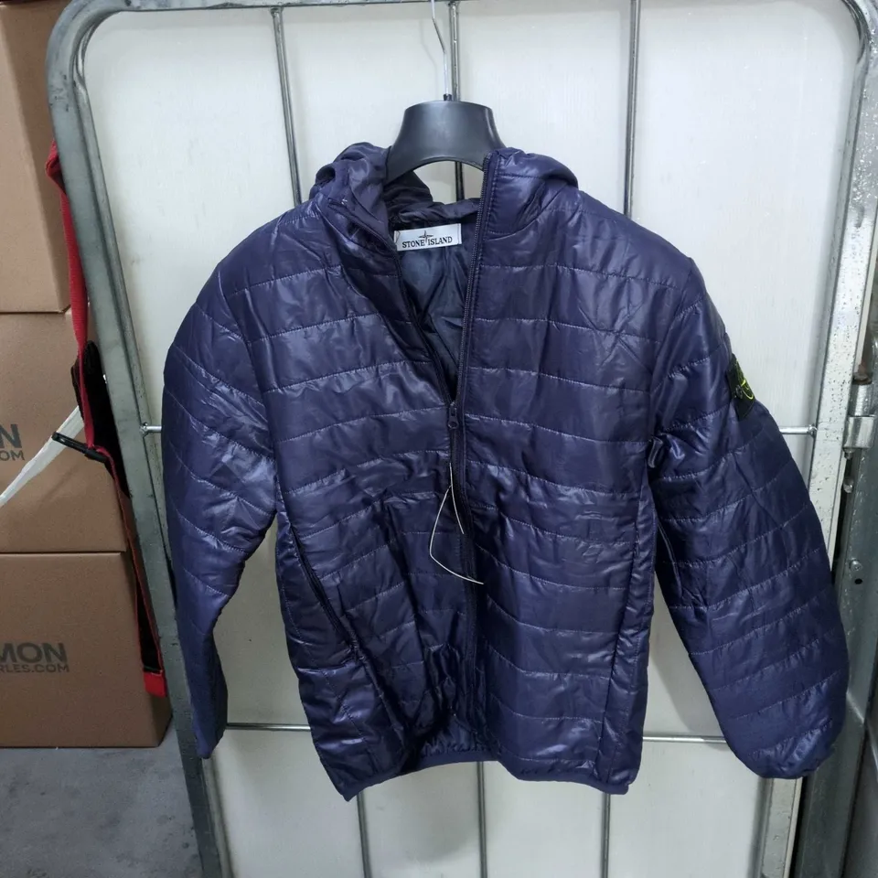 STONE ISLAND NAVY QUILTED PUFFER JACKET – COMPASS PATCH ON LEFT SLEEVE 