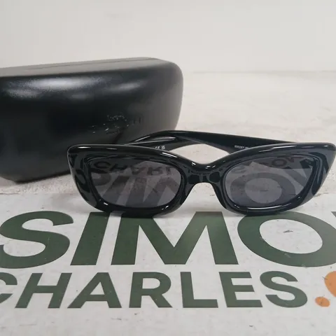 COACH SUNGLASSES HC 8390U (CR610) – BLACK