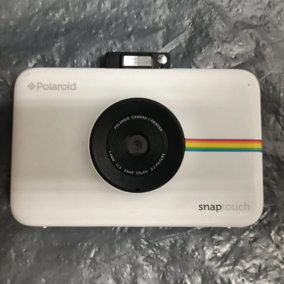 POLAROID SNAPTOUCH DIGITAL CAMERA IN WHITE