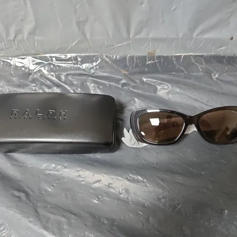 RALPH 0RA5322U RECTANGLE SUNGLASSES - BROWN