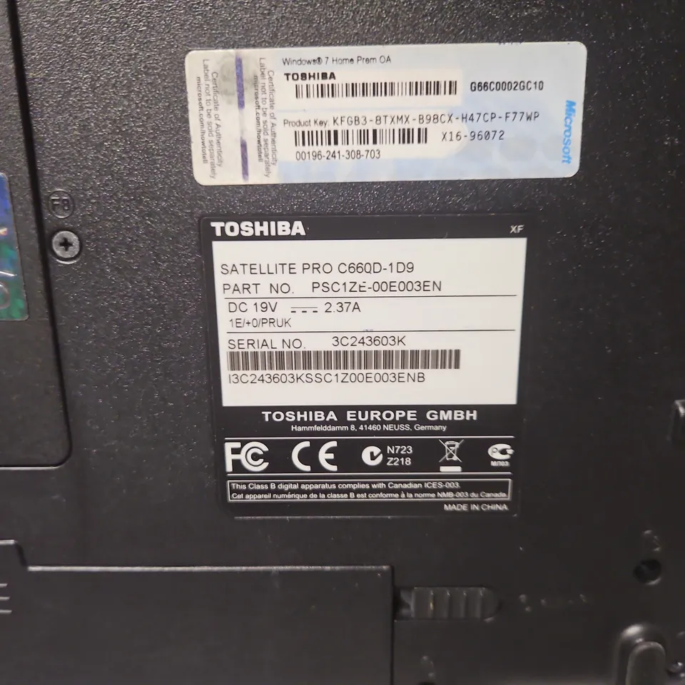 TOSHIBA SATELLITE PRO C660D-1D9 LAPTOP
