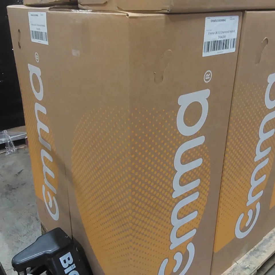 BRAND NEW BOXED EMMA UK V2 DIAMOND HYBRID 150 x 200CM KING SIZE MATTRESS 