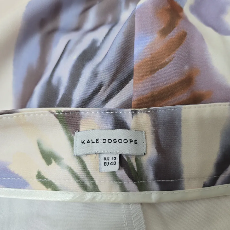 KALEIDOSCOPE WOMEN'S WIDE LEG TROUSERS – ABSTRACT FLORAL PRINT – UK 12 (EU 40)