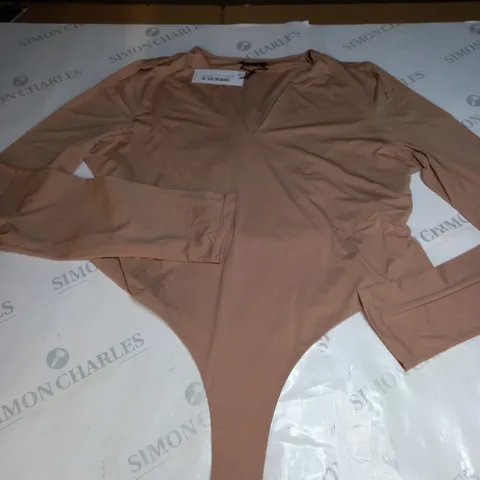 KAREN MILLEN SCULPT JERSEY LONG SLEEVE PLUNGE BODYSUIT SIZE L