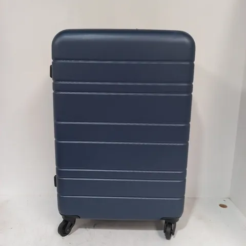 UNBOXED M&S HARD SHELLED LARGE LUGGAGE CASE WITH WHEELS