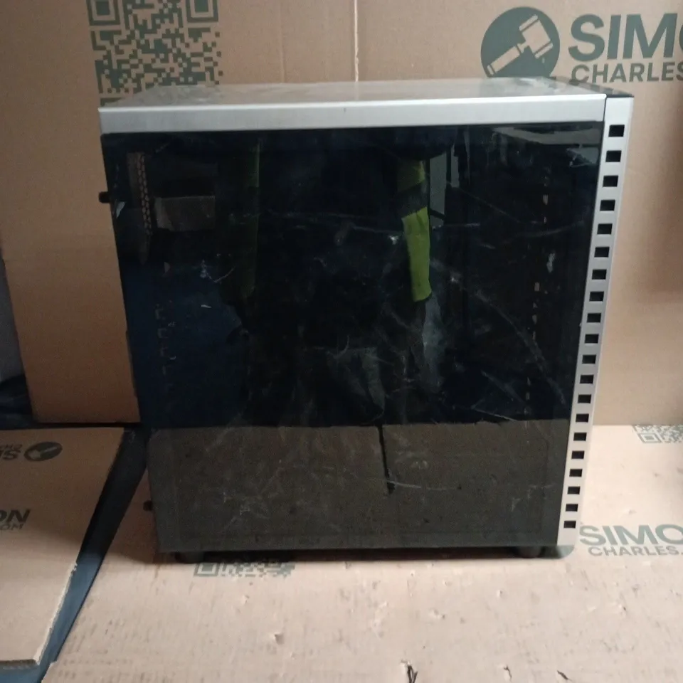PC DESKTOP TOWER SILVER WITH CLEAR SIDE