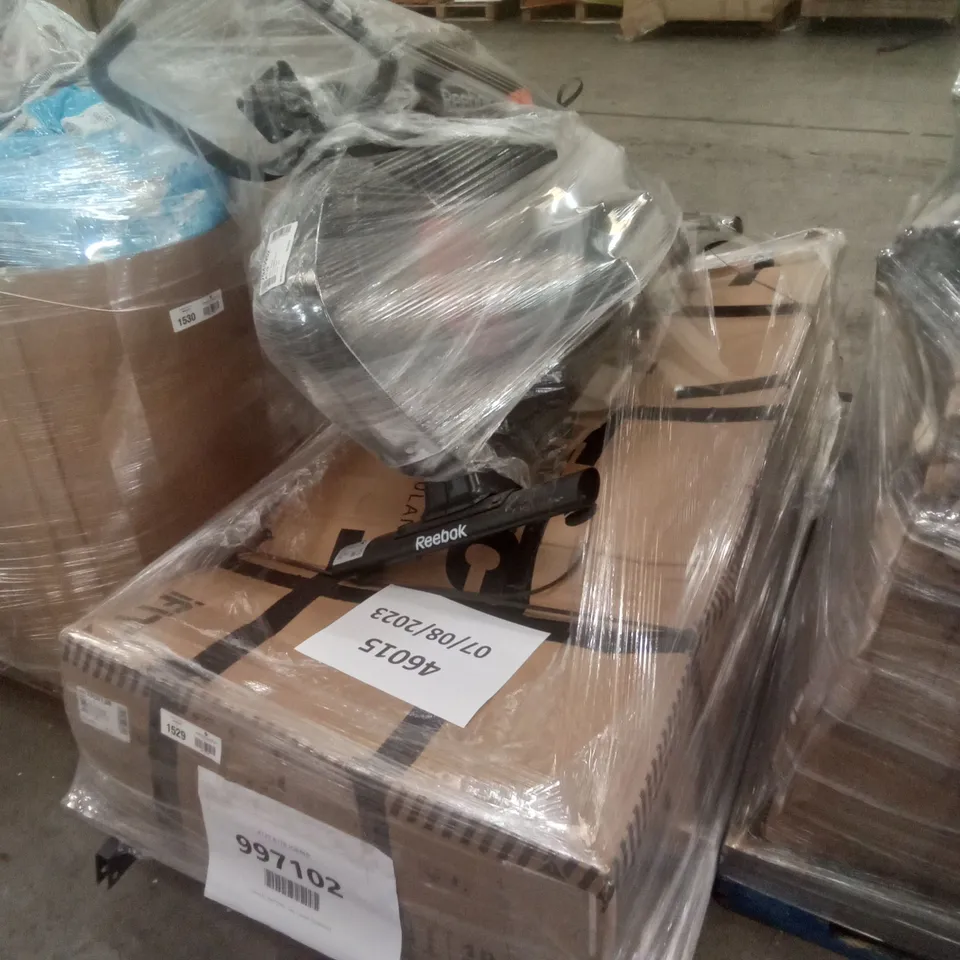 REEBOK CROSS TRAINER AND NORDICTRACK T SERIES TREADMILL