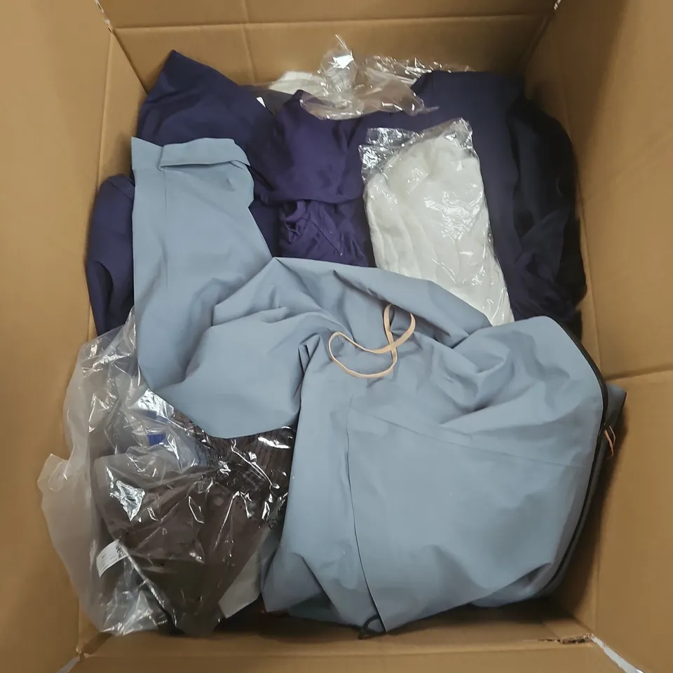 LARGE BOX OF APPROXIMATELY 25 ASSORTED CLOTHING ITEMS IN VARIOUS COLOURS, STYLES AND SIZES - COLLECTION ONLY