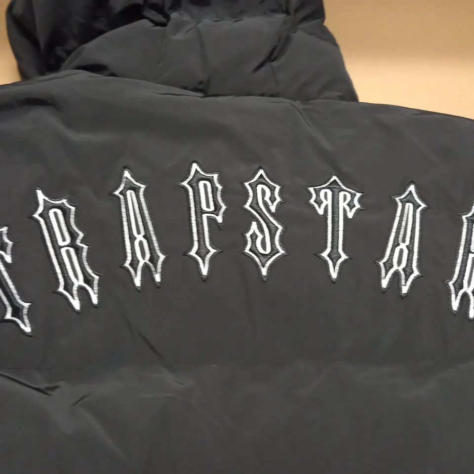TRAPSTAR BLACK PADDED COAT - M