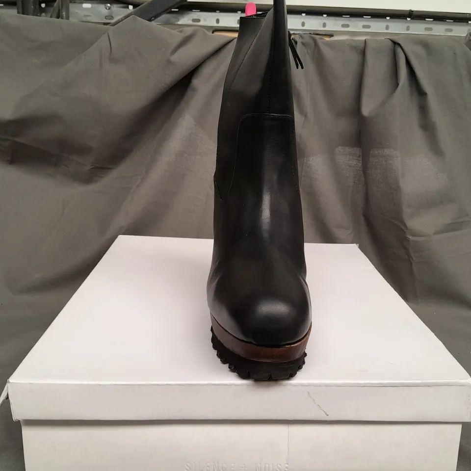 BOX OF APPROX 7 SILENCE + NOISE HIGH HEED BLACK BOOTS - VARIOUS SIZES 